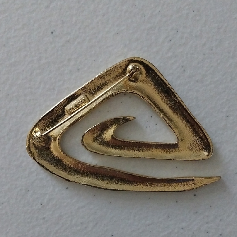 LAST CHANCE THIS WEEK M Jent Costume Swirl Brooch EUC